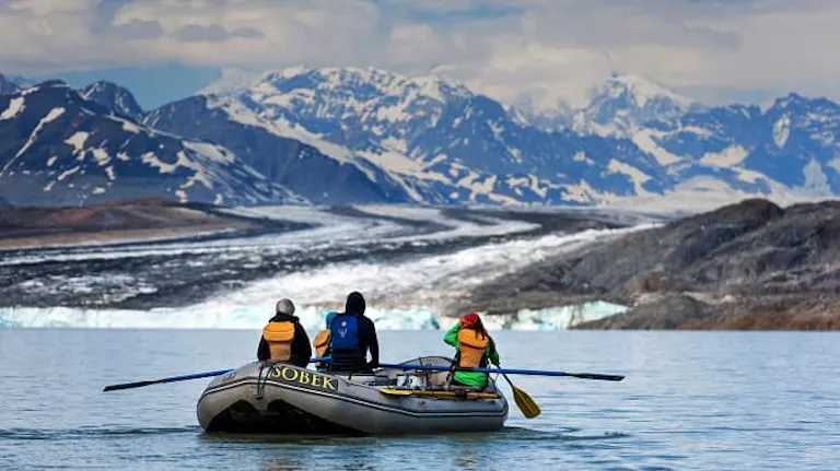 go on a rafting adventure to Alsek River in Alaska Untied States with Mountain Travel Sobek | one of the top best river rafting trips in the US