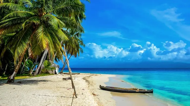 river rafting multi day adventure with Mountain Sobek at the San Blas Islands in Panama | ultimate Caribbean seas kayaking experience 