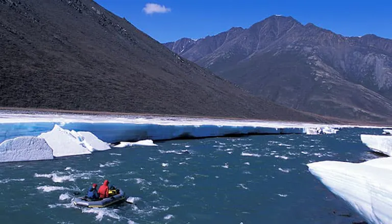 river rafting wet trip on the Hulahula River in Alaska United States | go on a multi-day river adventure with MT Sobek