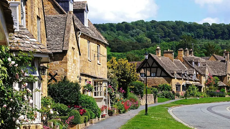 elegant adventure to the Cotswolds in England with MT Sobek