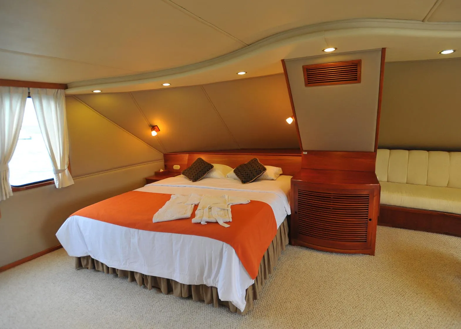 A room with a bed.