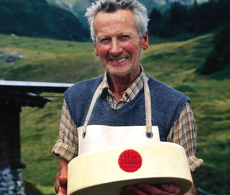 local people who live in the Alps at the refugees we stop by in the Tour du Mont Blanc circuit