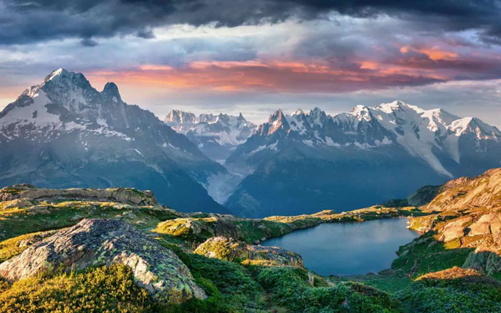 Sun setting in the Alps