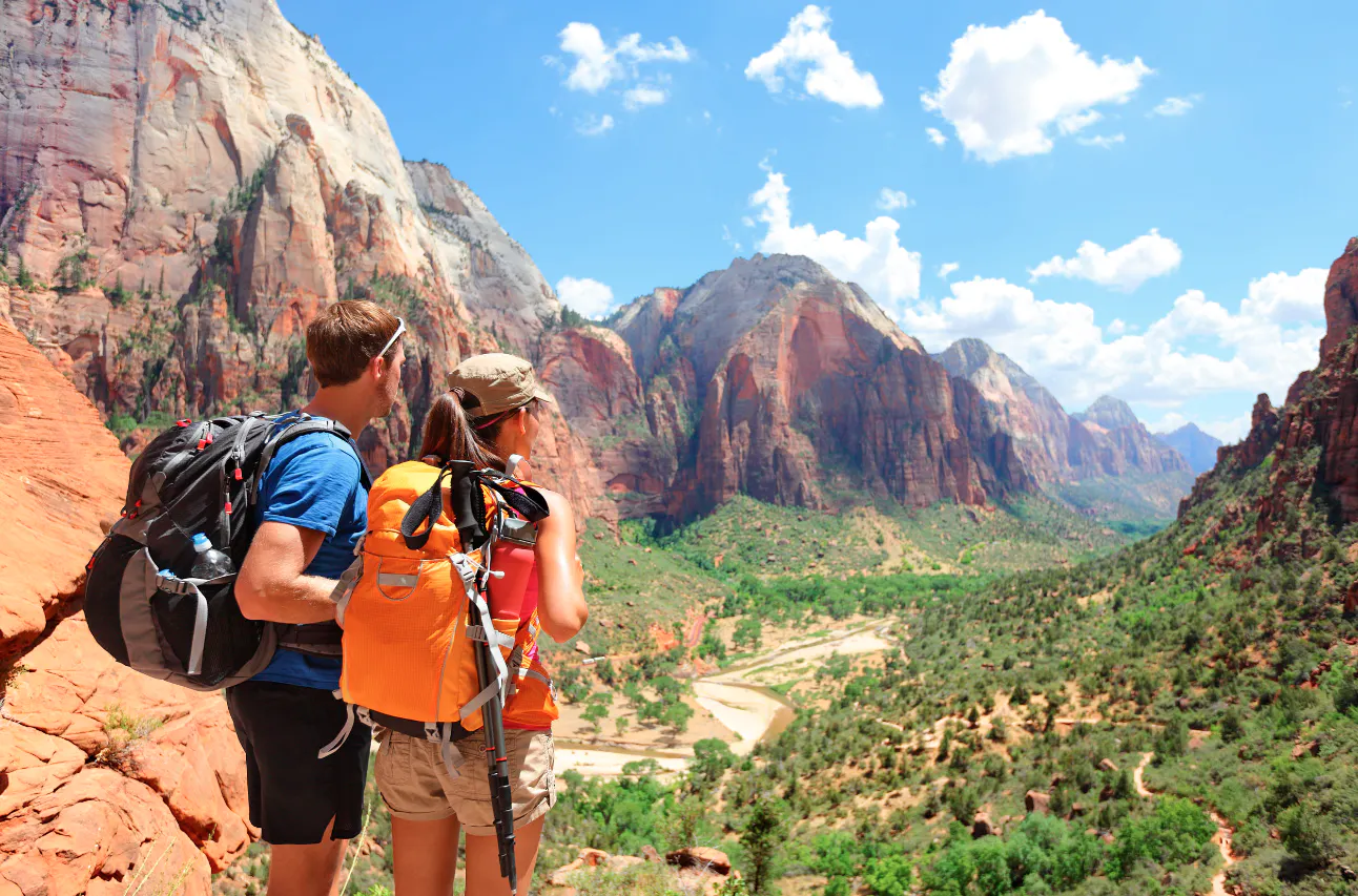 Mighty 5 Utah Hikes & Treks