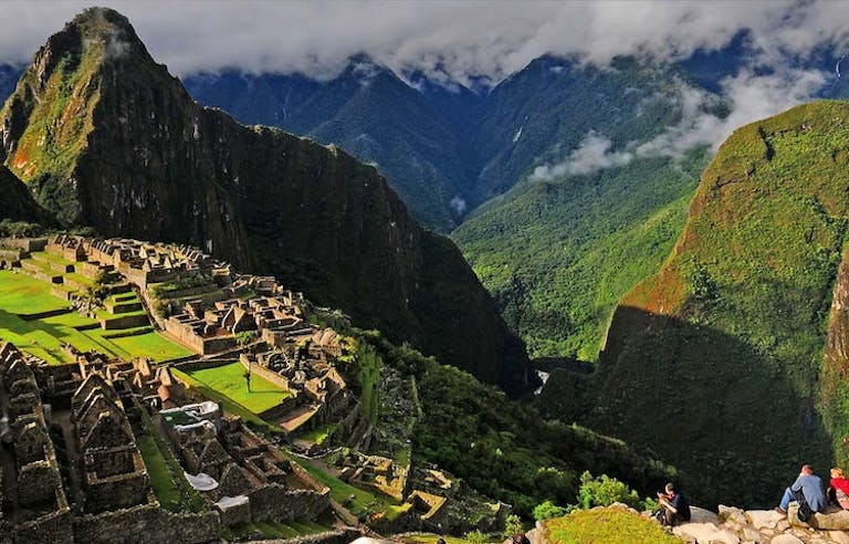 The historical scenic highlight of Peru: Machu Picchu on the Sacred Valley