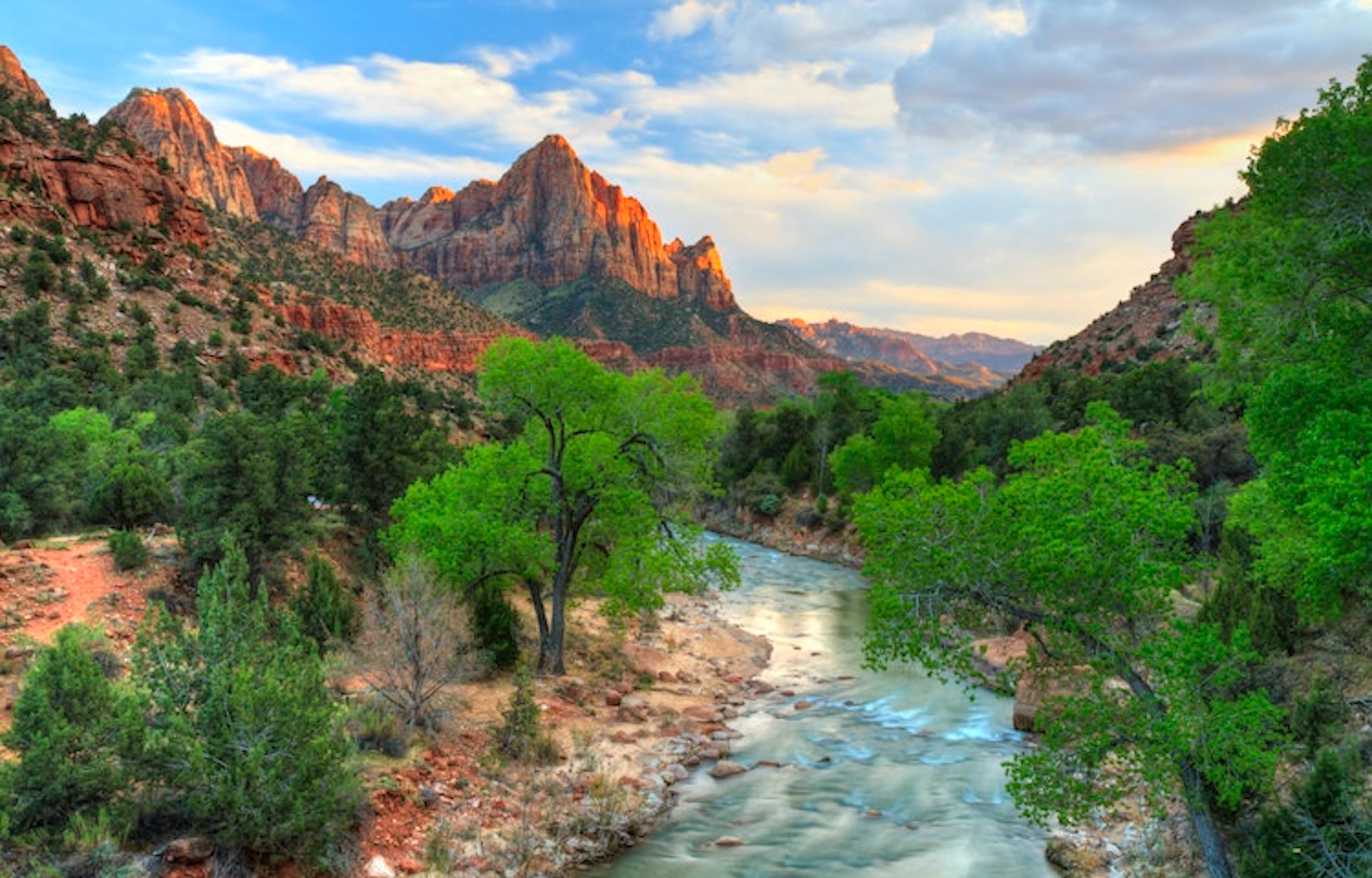Utah travel guide for exploring Zion National Park.