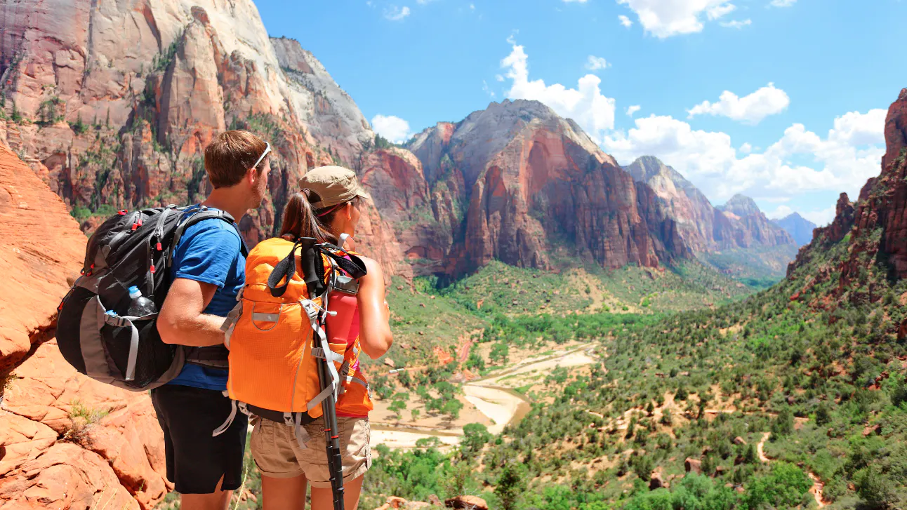 Couple looking over beautiful Utah in a guided hiking adventure
