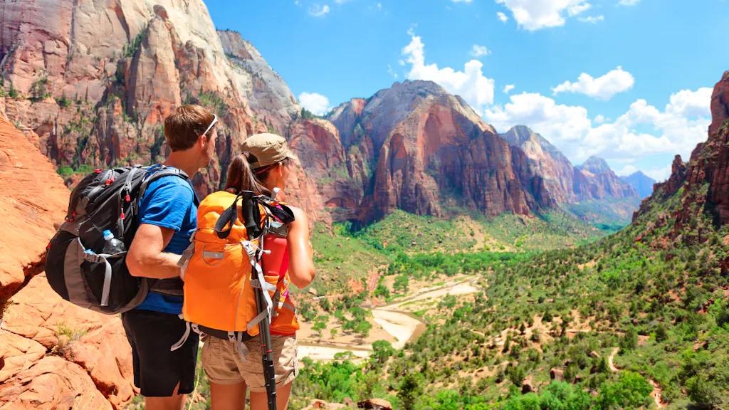 Mighty 5 Utah Hikes & Treks
