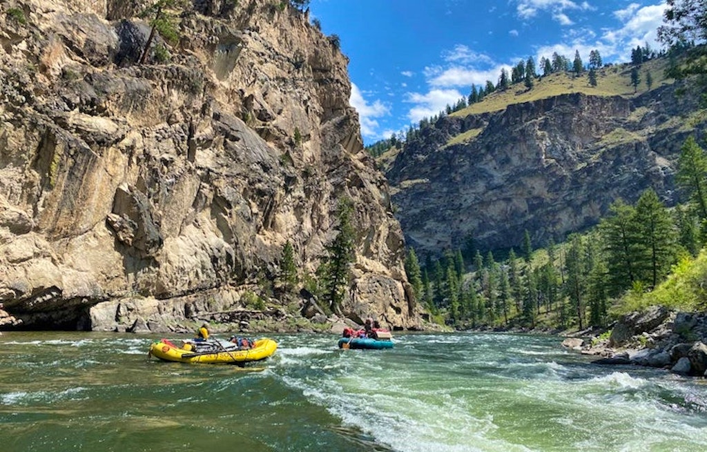 Raft epic rapids on this backcountry adventure through the world's best river trip, the Middle Fork! | Shutterstock.com