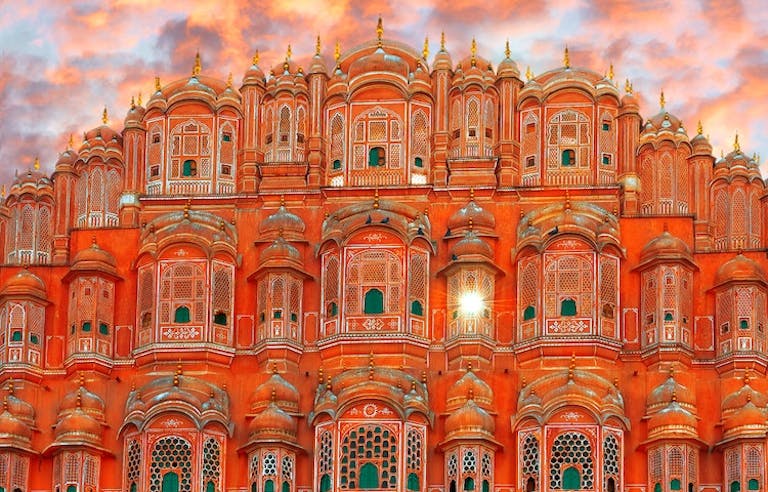 Exploring the colorful "Pink City", Jaipur, in India, Asia