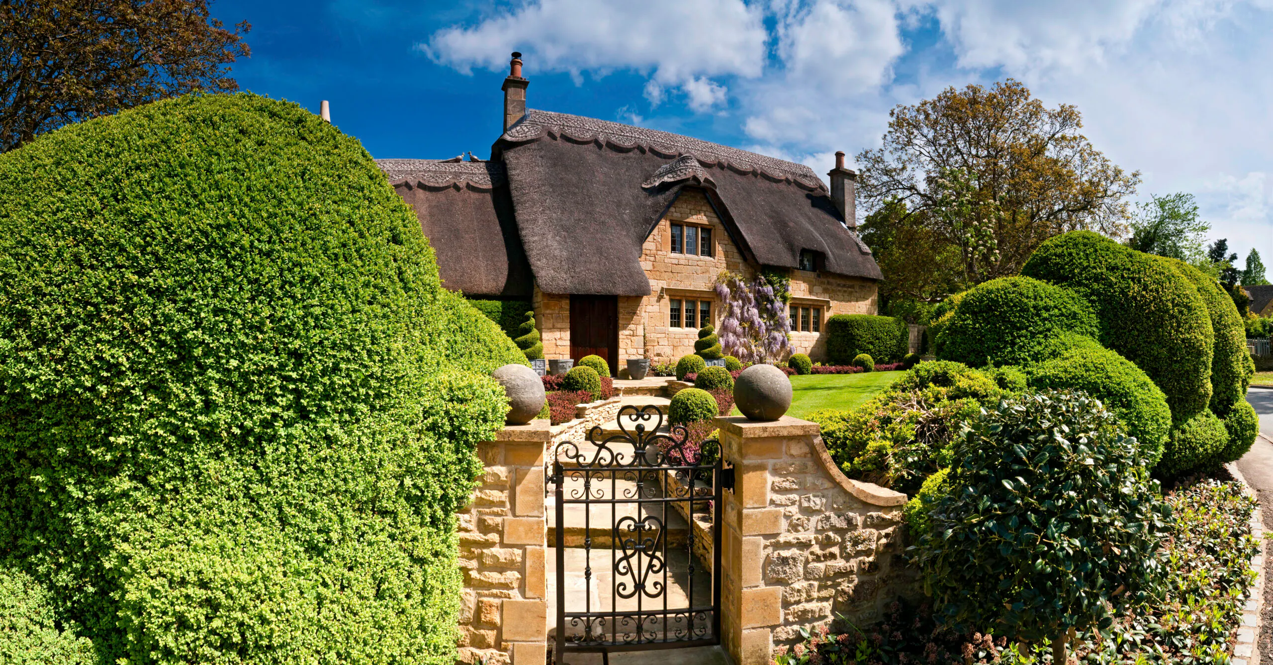Discover the Cotswolds in a scenic England walking trail adventure in Europe this fall