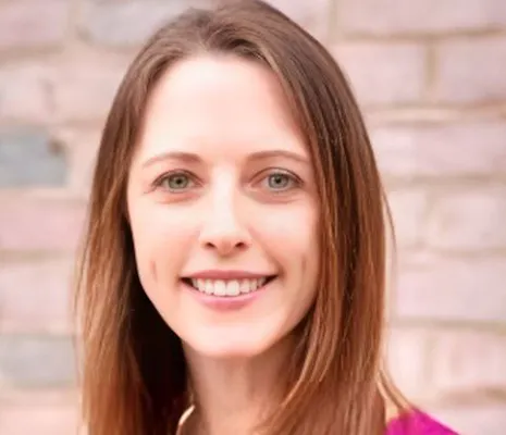 Michelle younis a travel agent from frosch travel