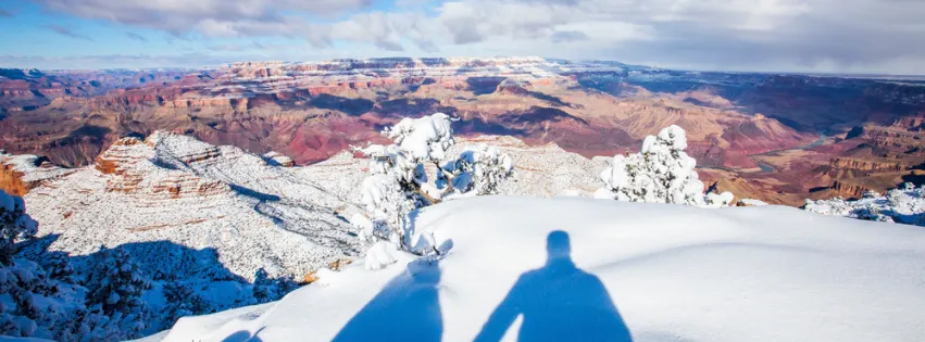 wintertime hiking in grand canyon