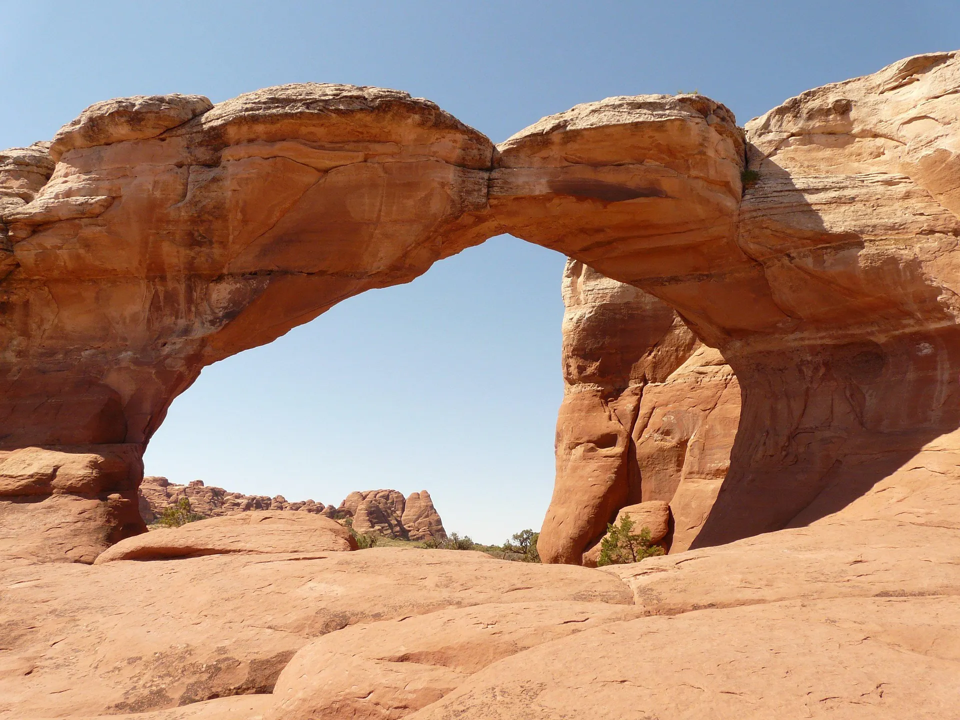 seeing the broken arch loop at arches national park