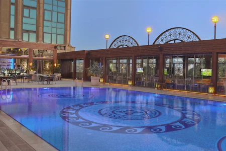 Four Seasons Hotel Cairo at The First Residence