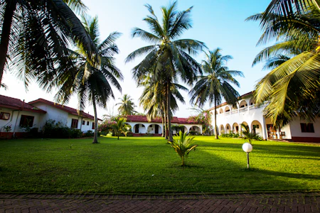 Coconut Grove Beach Resort