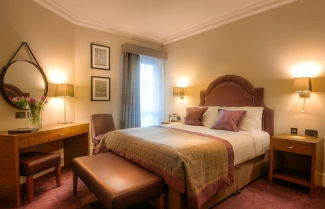 Bishop’s Gate Hotel