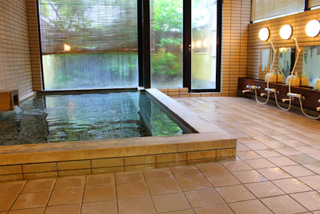 Shinzantei-Lake Towada