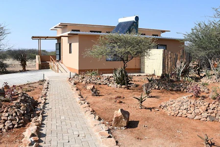 Cheetah View Eco Lodge