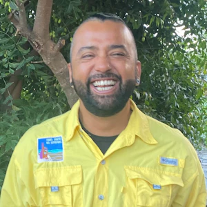 Manuel R.