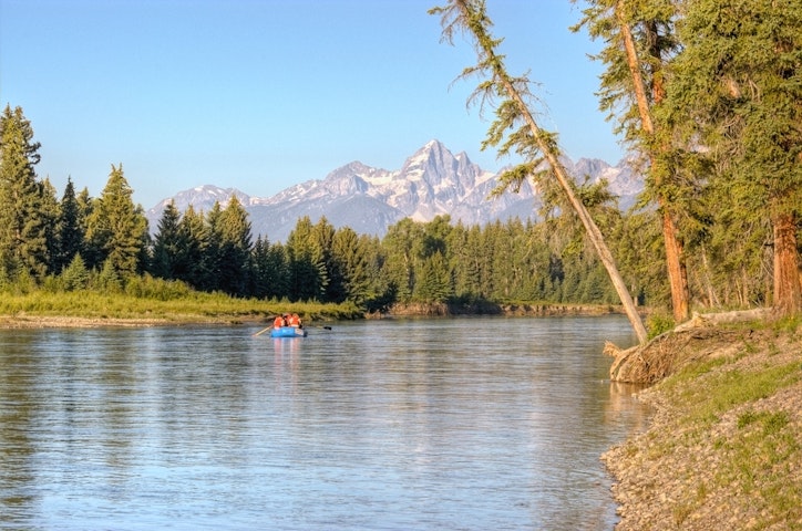 rafters - Wyoming Grand Teton Kayaking