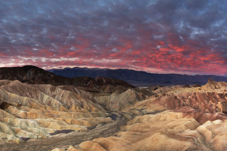 California Deserts Joshua Tree & Death Valley Hiking Lodge Based Tour