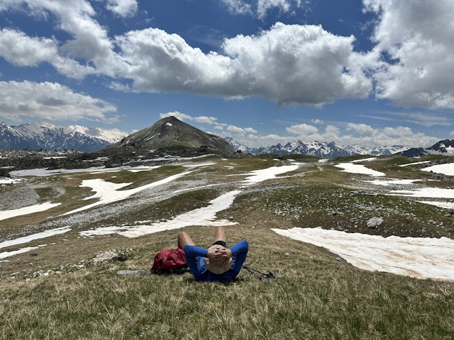 relaxing - France Alps GR5 Trek