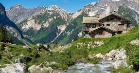 France Alps GR5 Trekking Tour