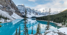 Canada Banff & Beyond Winter Hiking Tour