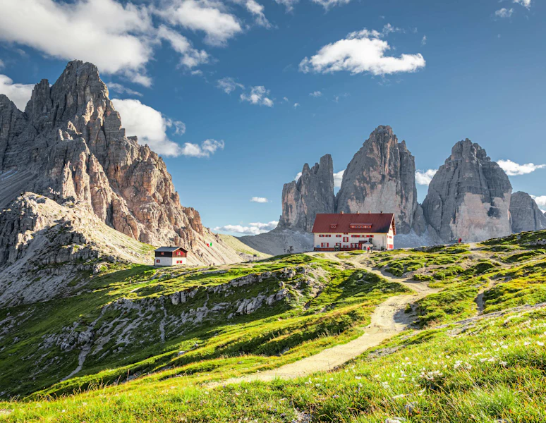 Italy Dolomites Hut-to-Hut Hiking Tour
