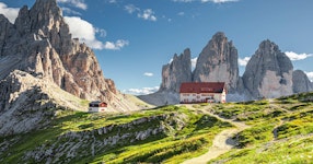 Italy Dolomites Hut-to-Hut Hiking Tour