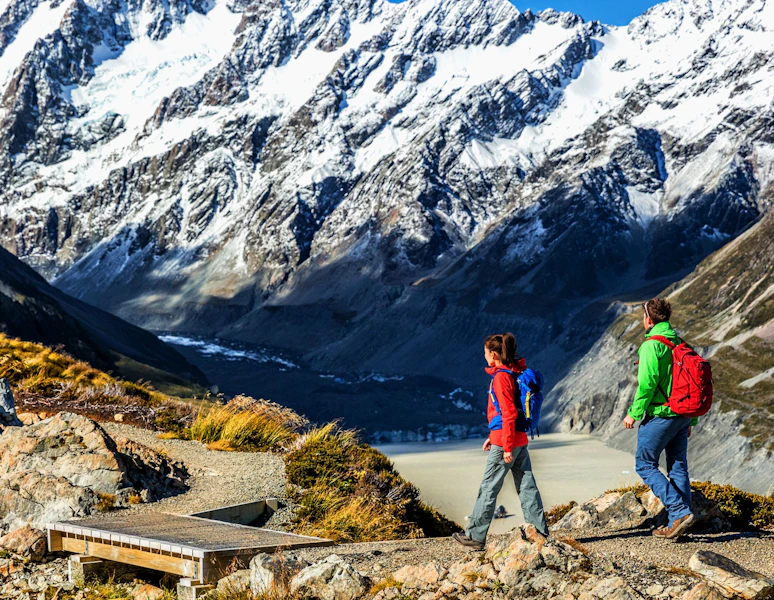 New Zealand South Island Hiking Tour