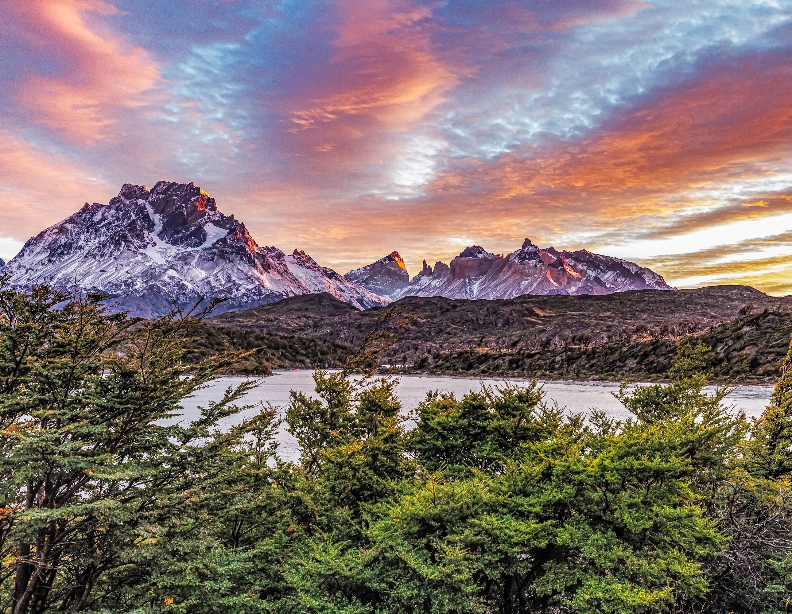 Argentina & Chile Patagonia Luxury Hiking Tour | MT Sobek