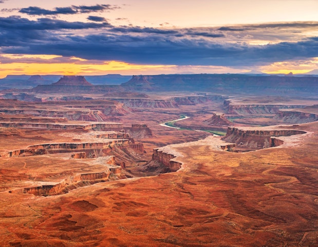 Utah Capitol Reef & Canyonlands National Park Hiking