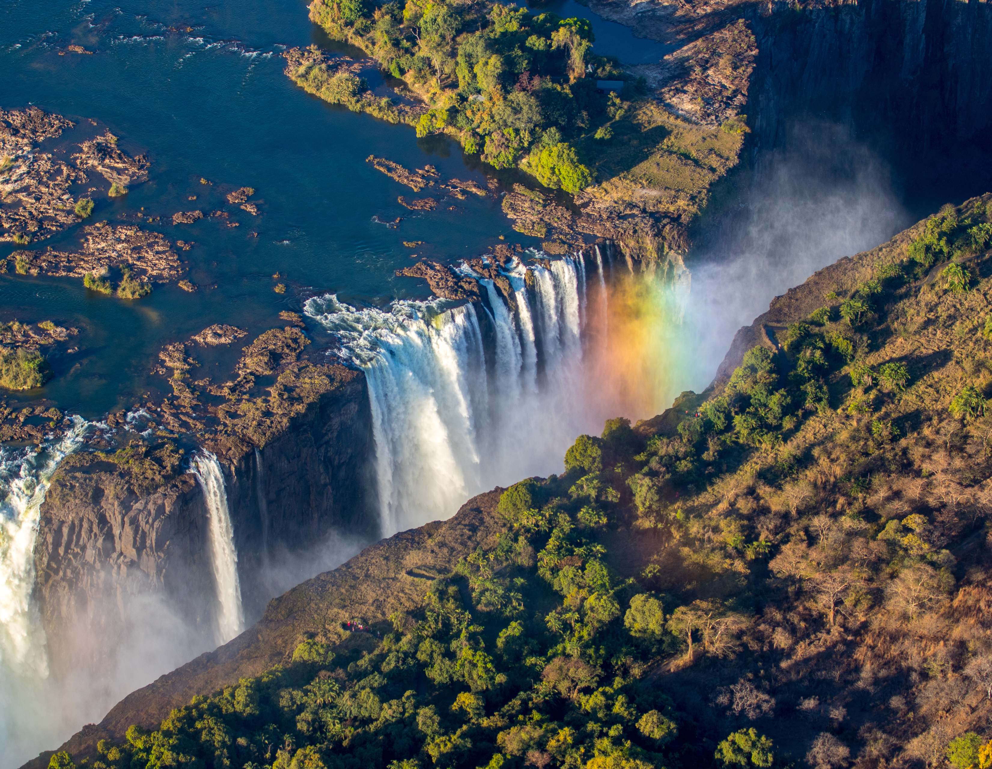 Zimbabwe Victoria Falls & Hwange Multi-Adventure Safari