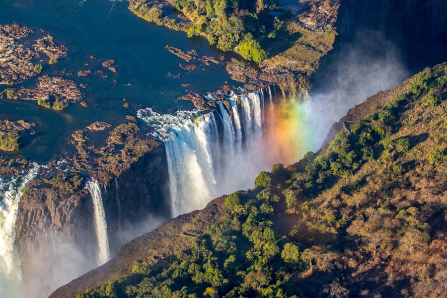 Zimbabwe Victoria Falls & Hwange Custom Safari Tour